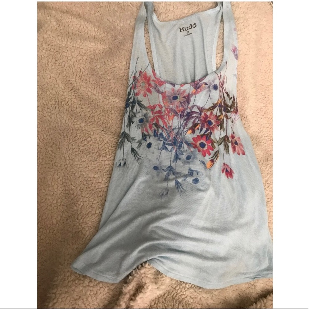 Razor back floral tank!!